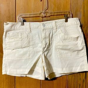Women’s Short